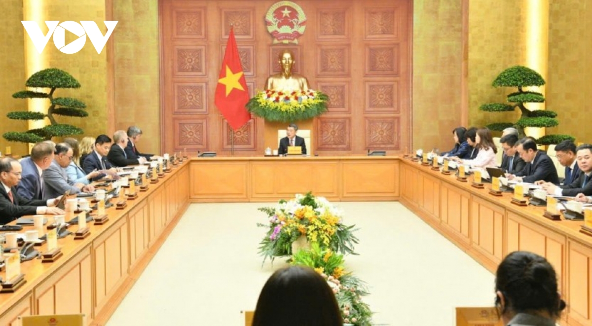 PM Hung meets 52 major US businesses, pledges favourable conditions for investment